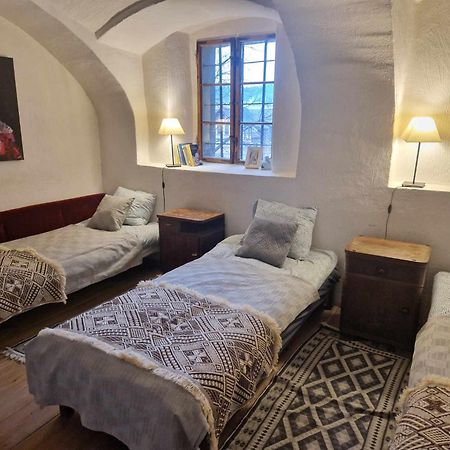 Palac Gorzanow 外观 照片